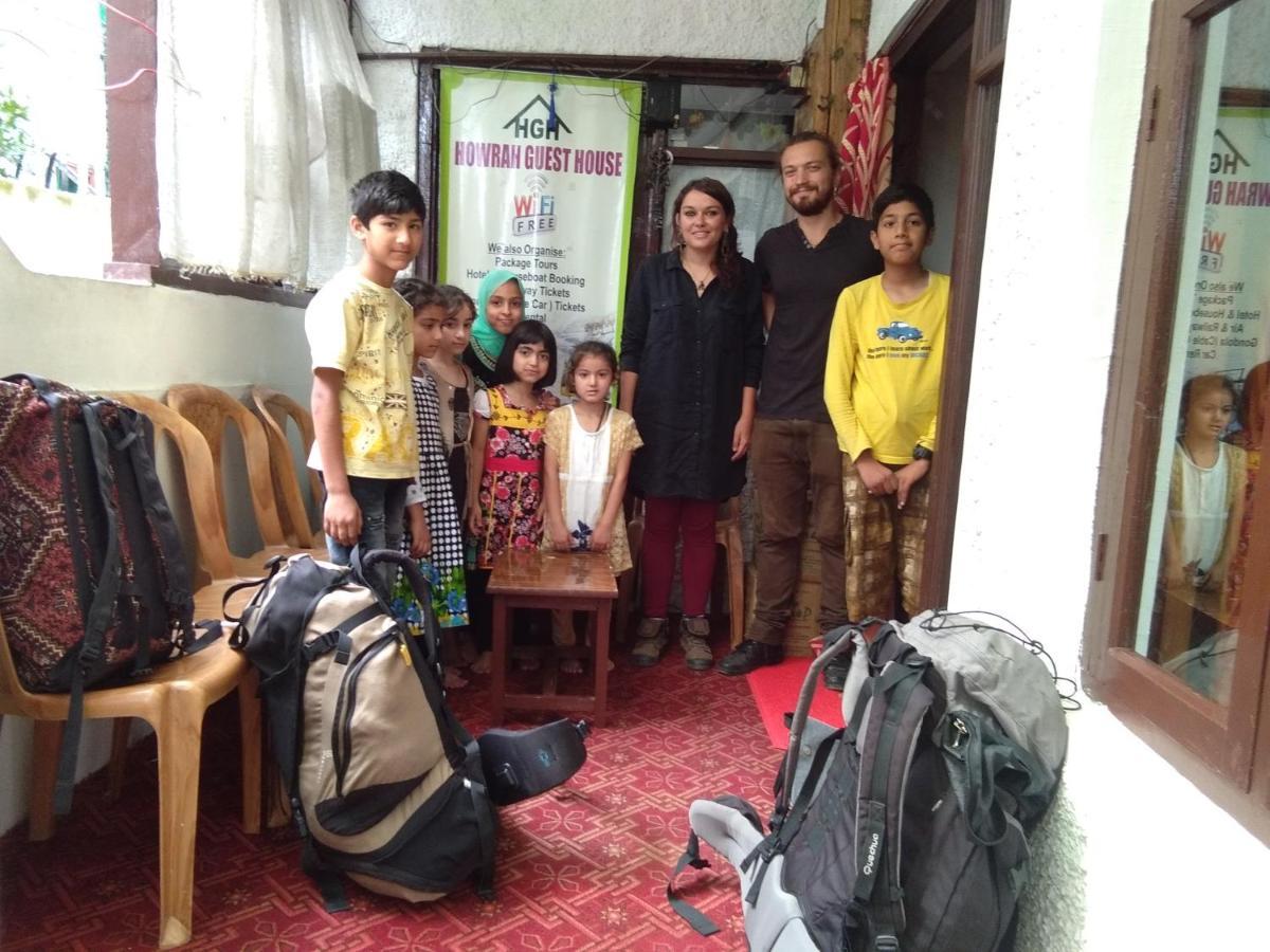 Howrah Guest House Srīnagar Esterno foto